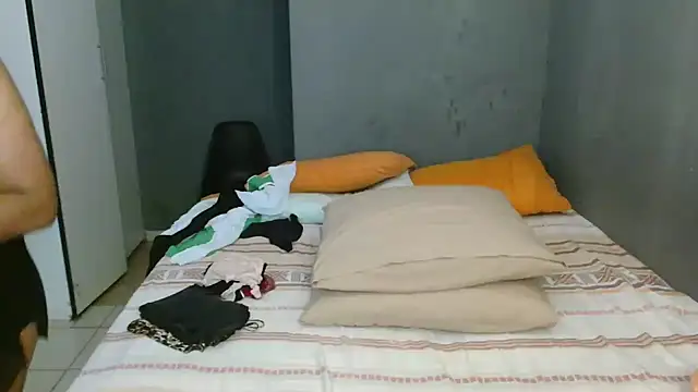 Lillyan N online show from March 13, 11:04 am