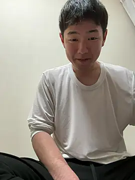 Snapshot of KAMESAN08 chatting on March 3, 10:44 am KAMESAN08 online show from March 3, 10:44 am