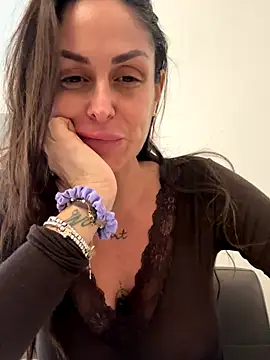 ainaht online show from December 15, 2:23 pm