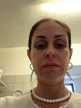 ainaht online show from April 24, 7:32 am