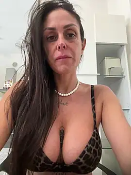 ainaht online show from February 16, 1:32 pm