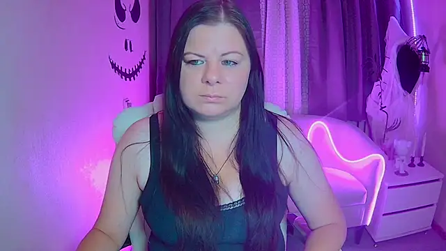 BritneyRaine online show from October 28, 1:32 pm