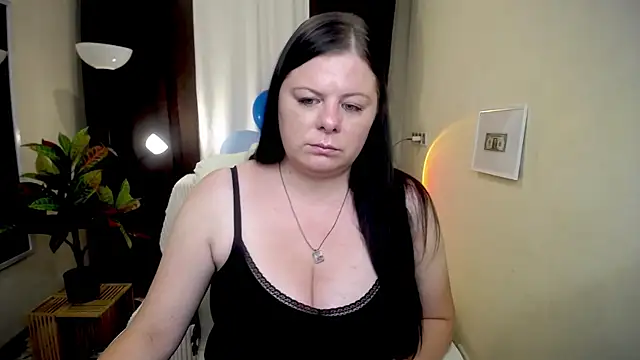 BritneyRaine online show from October 8, 12:07 pm