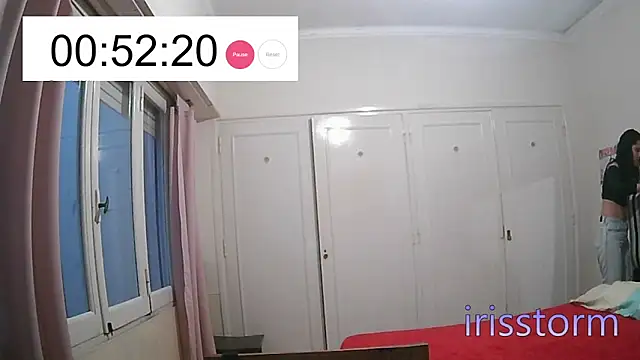 Snapshot of irisstorm chatting on October 6, 10:10 pm irisstorm online show from October 6, 10:10 pm