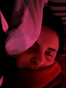 Snapshot of irisstorm chatting on October 2, 4:05 am irisstorm online show from October 2, 4:05 am