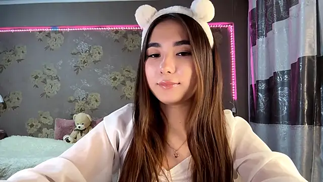 Snapshot of BahaiHeaven chatting on November 30, 11:22 am BahaiHeaven online show from November 30, 11:22 am