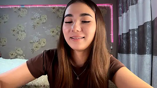 Snapshot of BahaiHeaven chatting on November 26, 11:43 am BahaiHeaven online show from November 26, 11:43 am