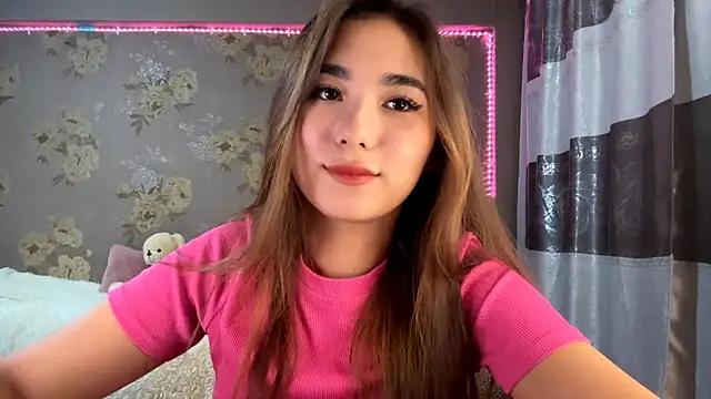 Snapshot of BahaiHeaven chatting on November 18, 11:24 am BahaiHeaven online show from November 18, 11:24 am