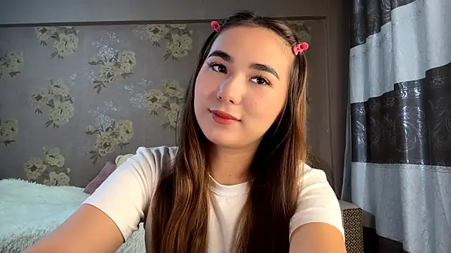 Snapshot of BahaiHeaven chatting on November 2, 11:26 am BahaiHeaven online show from November 2, 11:26 am