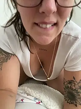 anonyme hot47 online show from October 5, 11:23 am