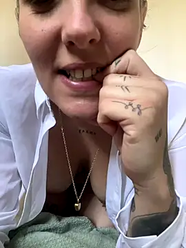 anonyme hot47 online show from November 20, 9:54 am