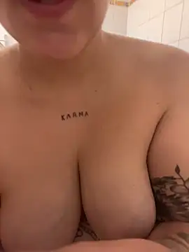 anonyme hot47 online show from April 13, 9:35 am