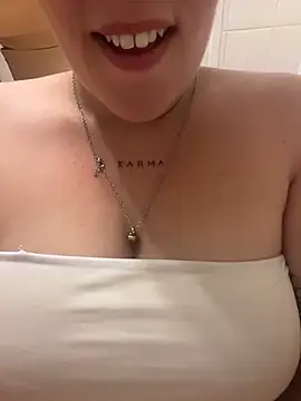 anonyme hot47 online show from April 25, 8:28 pm