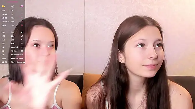 GabrielleLynchard online show from October 8, 7:03 pm
