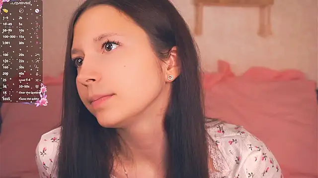 GabrielleLynchard online show from November 2, 7:19 pm