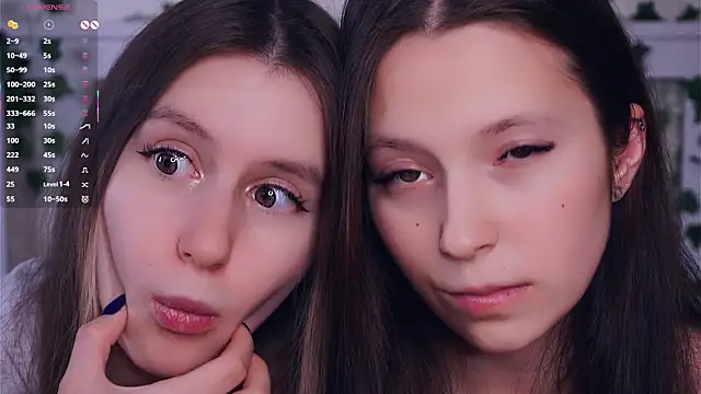 GabrielleLynchard online show from March 3, 9:44 pm