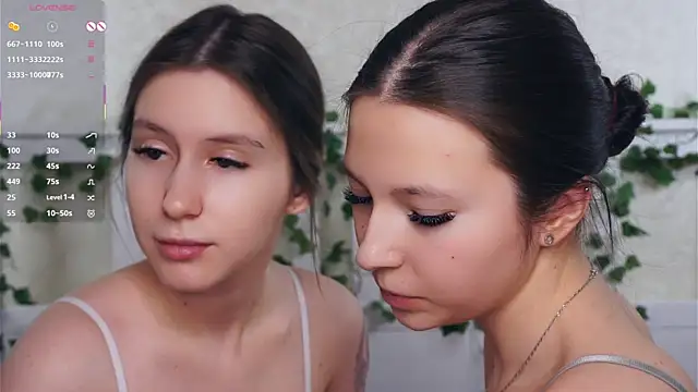 GabrielleLynchard online show from February 12, 9:47 pm