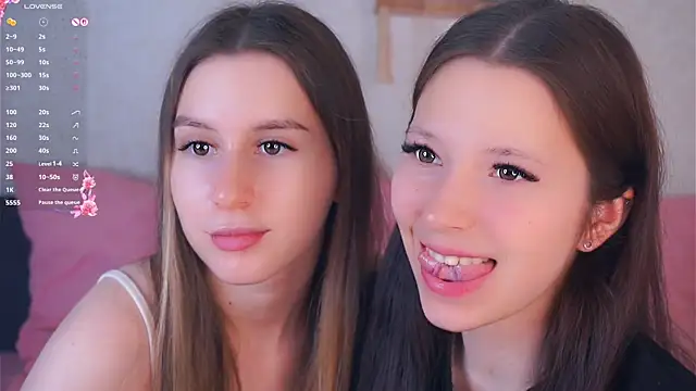 GabrielleLynchard online show from December 5, 7:23 pm