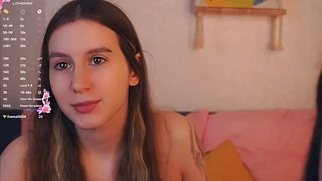 GabrielleLynchard online show from November 14, 7:50 pm