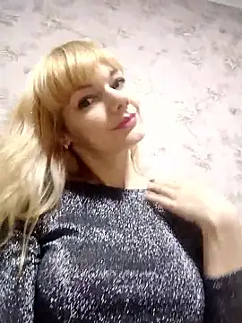 Snapshot of AliceSwan1122 chatting on September 23, 8:38 pm AliceSwan1122 online show from September 23, 8:38 pm