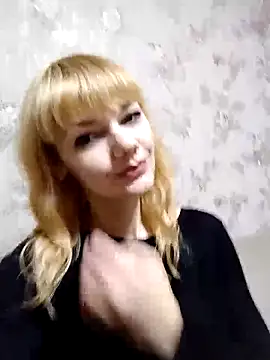 Snapshot of AliceSwan1122 chatting on September 22, 7:20 pm AliceSwan1122 online show from September 22, 7:20 pm