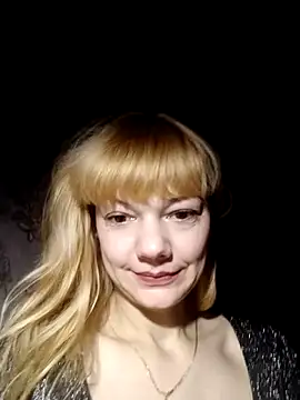 Snapshot of AliceSwan1122 chatting on September 27, 11:33 pm AliceSwan1122 online show from September 27, 11:33 pm