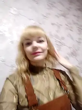 Snapshot of AliceSwan1122 chatting on October 7, 5:58 pm AliceSwan1122 online show from October 7, 5:58 pm