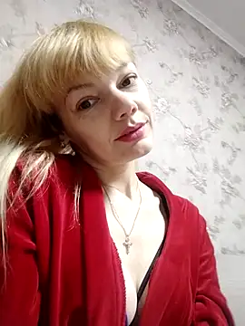 Snapshot of AliceSwan1122 chatting on September 24, 10:05 pm AliceSwan1122 online show from September 24, 10:05 pm