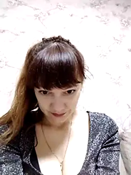 Snapshot of AliceSwan1122 chatting on December 3, 10:20 pm AliceSwan1122 online show from December 3, 10:20 pm