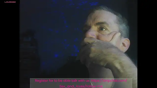 Snapshot of Sex_and_loves chatting on November 22, 2:54 am Sex and loves online show from November 22, 2:54 am