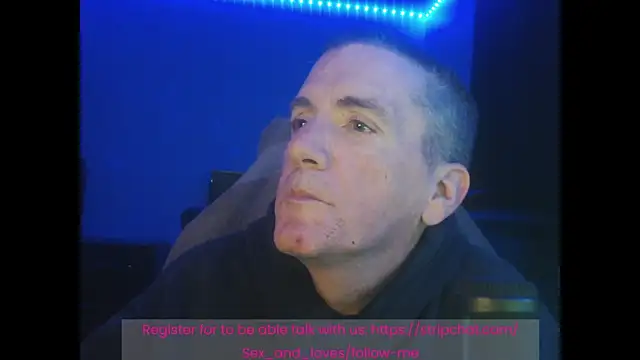 Snapshot of Sex_and_loves chatting on November 11, 5:13 am Sex and loves online show from November 11, 5:13 am