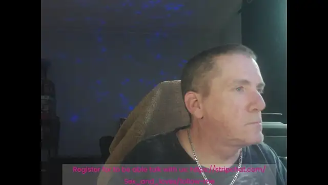 Snapshot of Sex_and_loves chatting on November 12, 8:01 pm Sex and loves online show from November 12, 8:01 pm