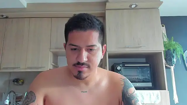 Snapshot of Arnolwilliams chatting on September 26, 7:43 pm Arnolwilliams online show from September 26, 7:43 pm