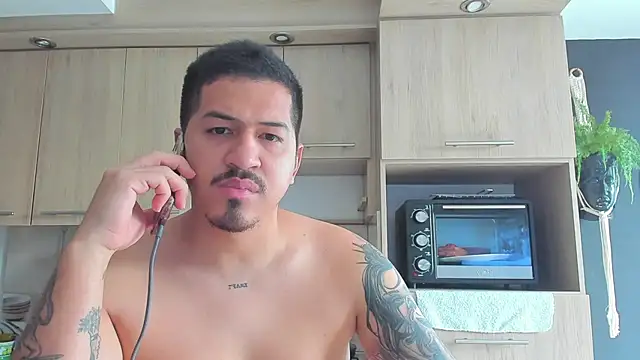 Snapshot of Arnolwilliams chatting on September 24, 7:09 pm Arnolwilliams online show from September 24, 7:09 pm