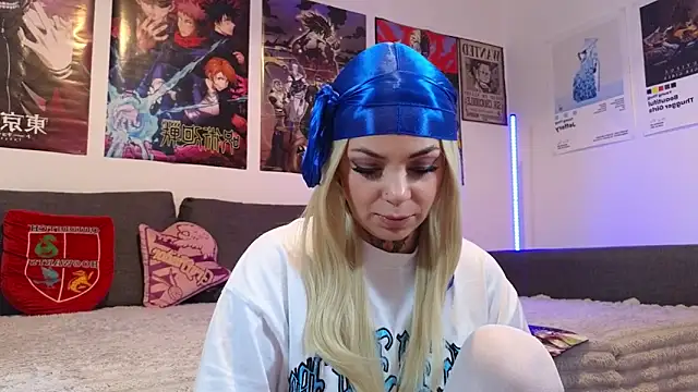 Snapshot of KiraQuinn1 chatting on September 23, 3:41 pm KiraQuinn1 online show from September 23, 3:41 pm