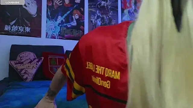 Snapshot of KiraQuinn1 chatting on November 7, 4:00 pm KiraQuinn1 online show from November 7, 4:00 pm