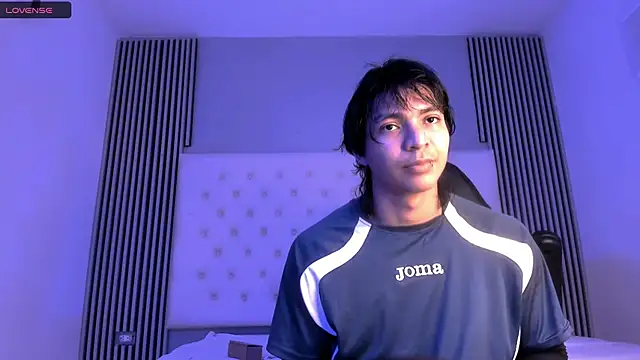 toji luxxer online show from November 19, 8:31 pm