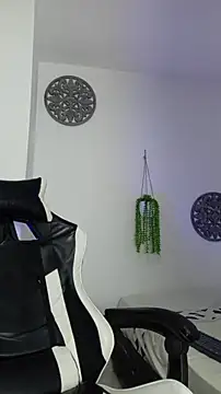 Snapshot of saack__xx chatting on October 20, 10:43 pm saack xx online show from October 20, 10:43 pm