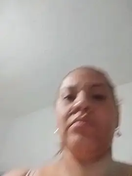 LaraStons online show from November 6, 3:43 am