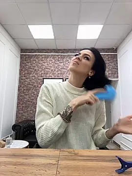 Snapshot of EmmaStarkk chatting on September 18, 4:15 am EmmaStarkk online show from September 18, 4:15 am