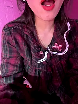 Moon pusy online show from December 20, 2:20 pm