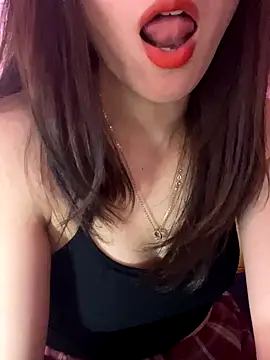 Snapshot of Moon_pusy chatting on November 13, 9:24 am Moon pusy online show from November 13, 9:24 am