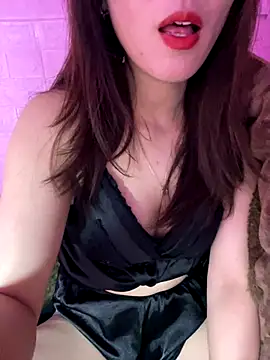 Snapshot of Moon_pusy chatting on November 22, 1:15 am Moon pusy online show from November 22, 1:15 am