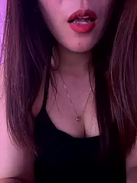 Moon pusy online show from January 16, 2:10 pm