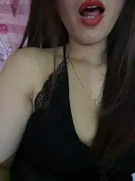 Moon pusy online show from April 4, 2:34 pm