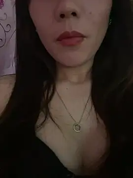 Moon pusy online show from May 28, 9:10 pm