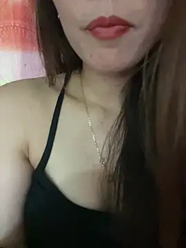 Snapshot of Moon_pusy chatting on June 25, 2:31 am Moon pusy online show from June 25, 2:31 am