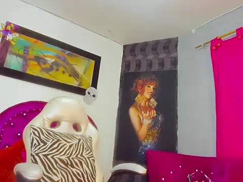 Snapshot of sabrina_xxx11 chatting on October 26, 7:14 pm sabrina xxx11 online show from October 26, 7:14 pm