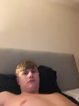 Sammyboy2211 online show from February 26, 1:49 am