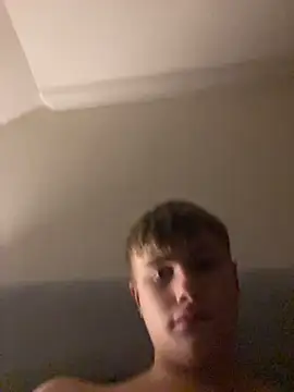 Sammyboy2211 online show from October 27, 1:28 am